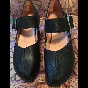 John Fluevog “Prepares Leader” platform 6